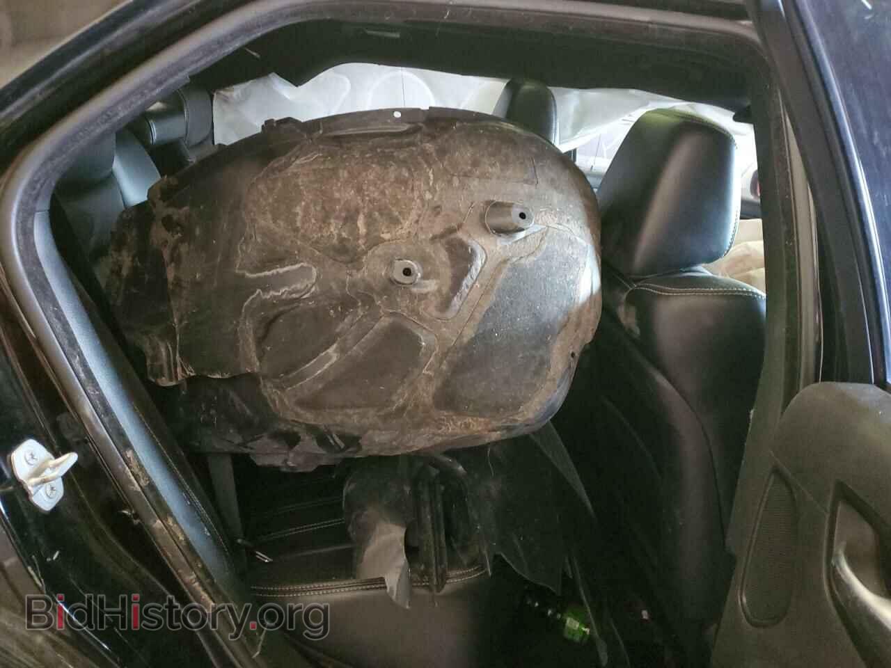 2014 CHRYSLER 300 - VIN: 2C3CCAGG4EH353099 - Фото 10