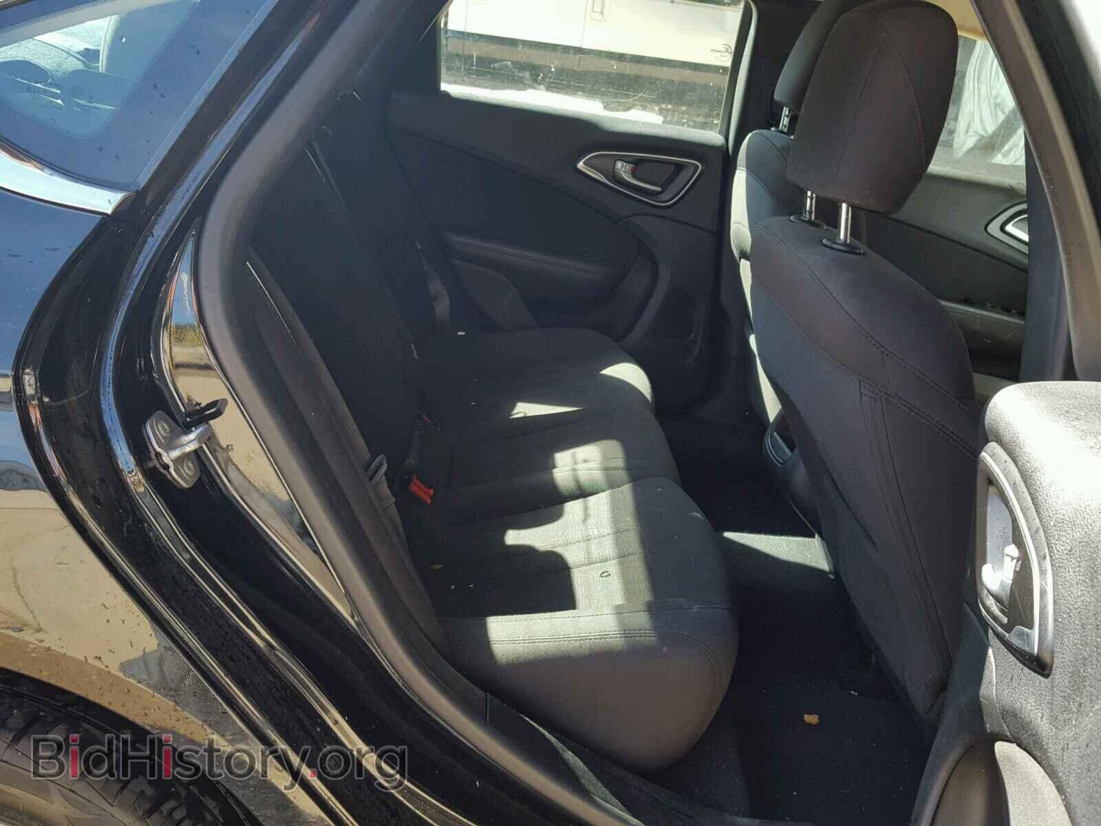 2015 CHRYSLER 200 - VIN: 1C3CCCAB2FN708708 - Photo 6