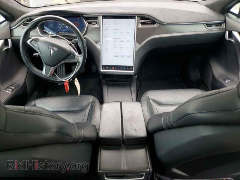 2016 Tesla MODEL S (VIN 5YJSA1E24GF144118) — photo 8 of 12