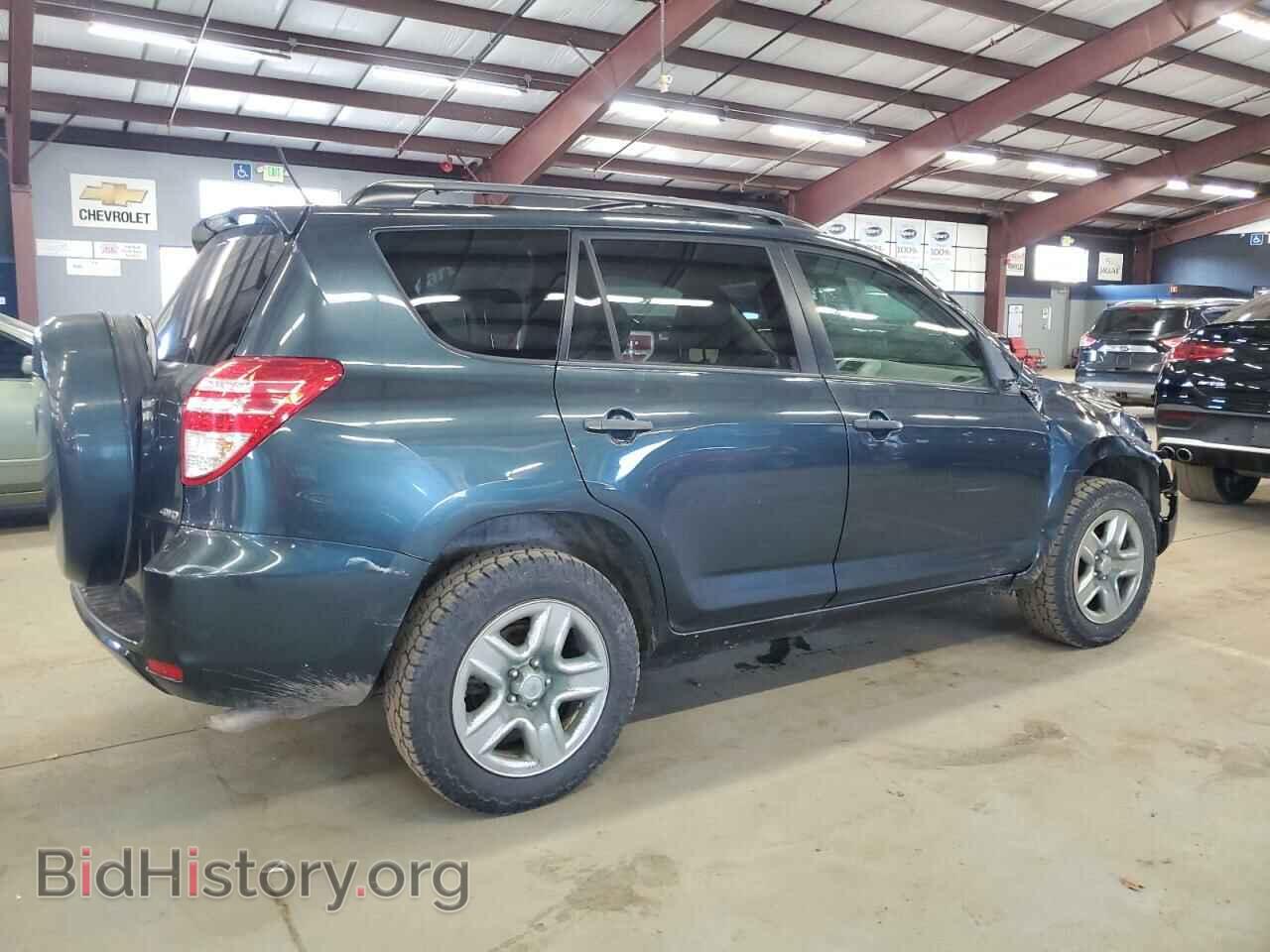 2011 TOYOTA RAV4 - VIN: 2T3BF4DV2BW137900 - Фото 3