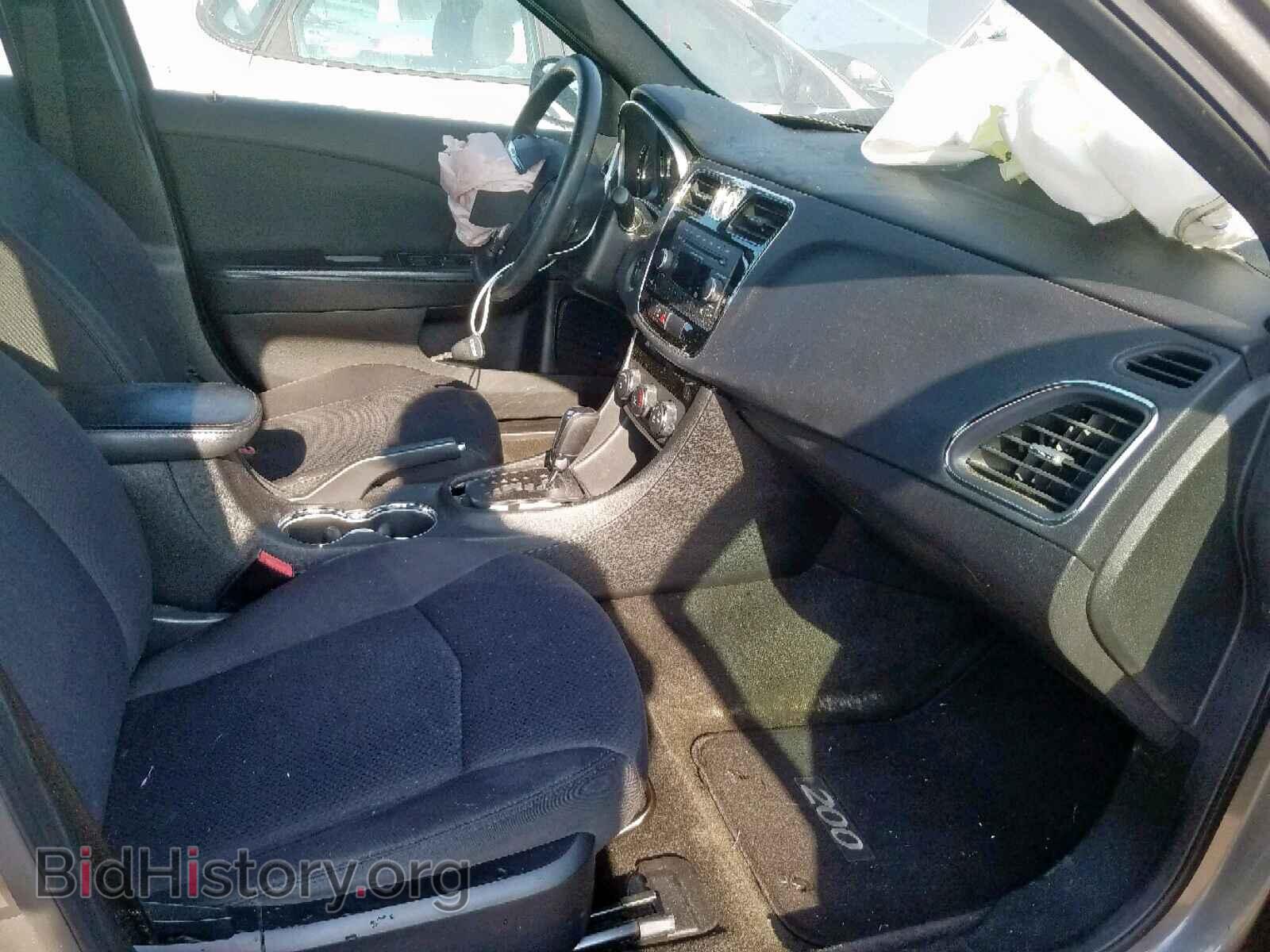 2012 CHRYSLER 200 - VIN: 1C3CCBAB5CN217359 - Фото 5