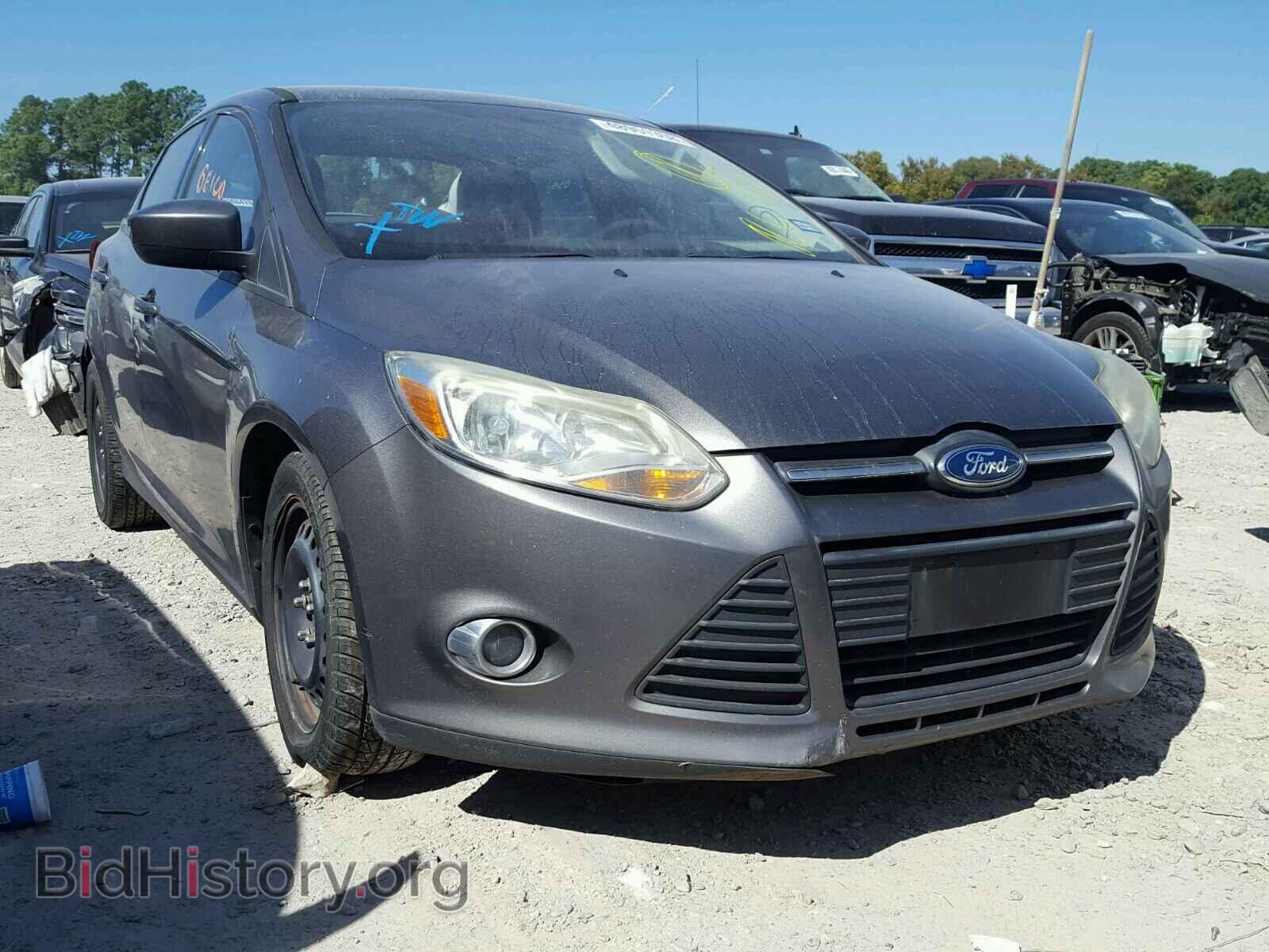 Photo 1FAHP3F21CL186522 - FORD FOCUS 2012