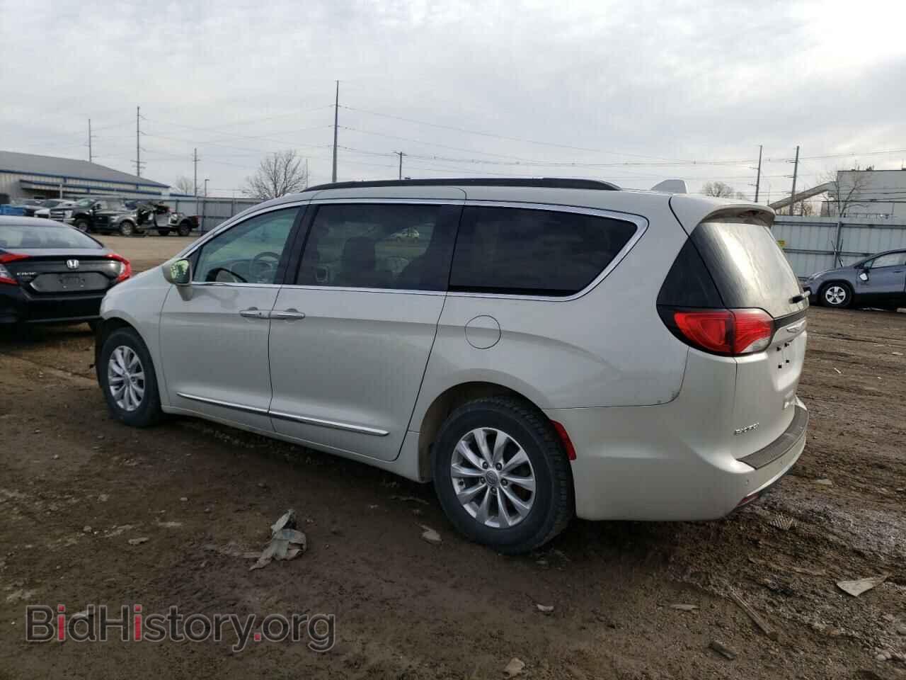 2017 CHRYSLER PACIFICA - VIN: 2C4RC1BG7HR570917 - Фото 2