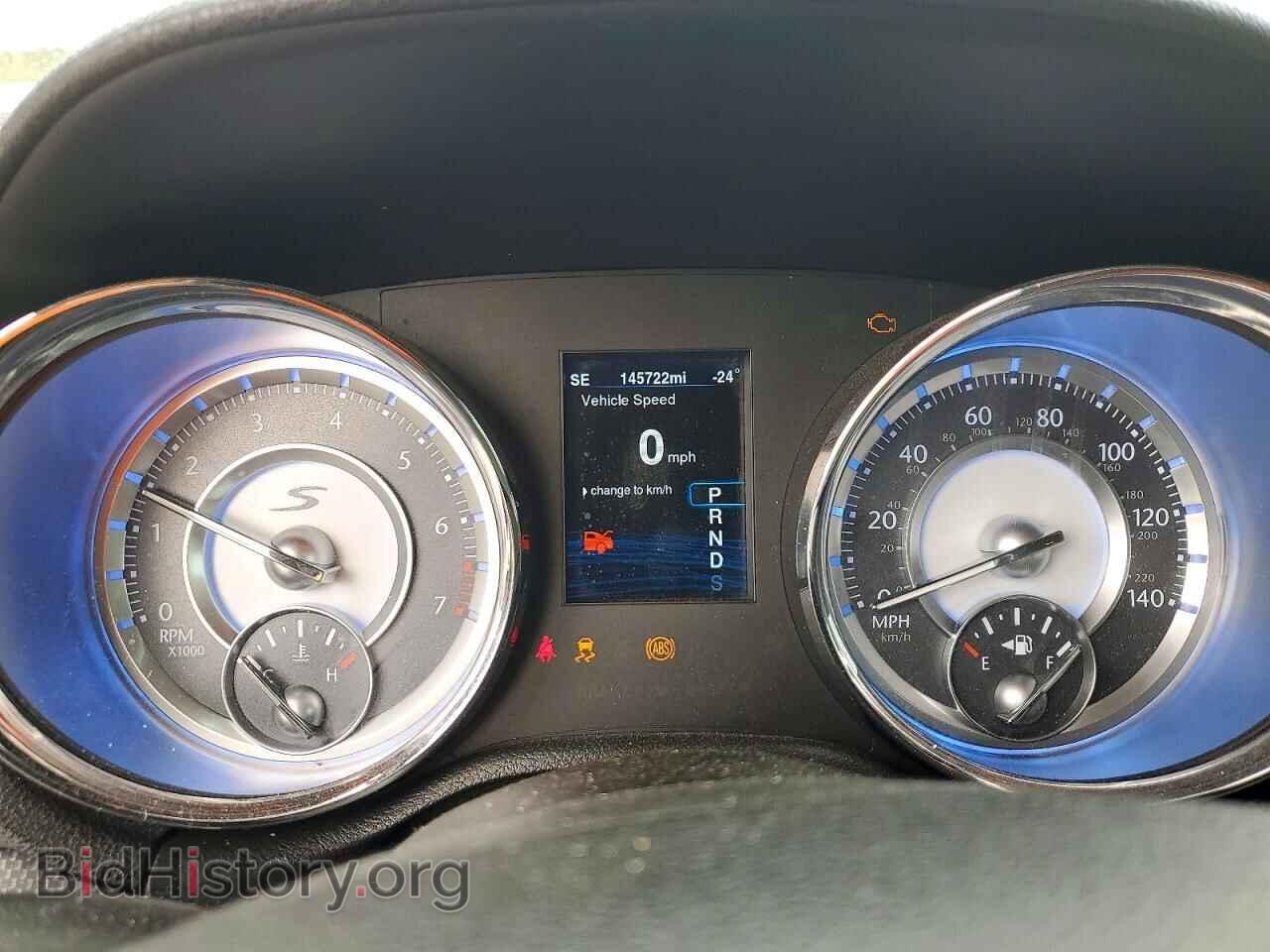 2014 CHRYSLER 300 - VIN: 2C3CCABG8EH352058 - Фото 9