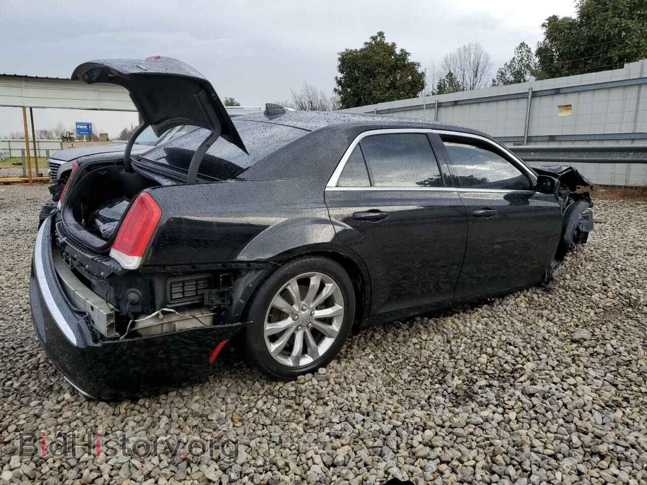 2016 CHRYSLER 300 - VIN: 2C3CCARGXGH142313 - Фото 3