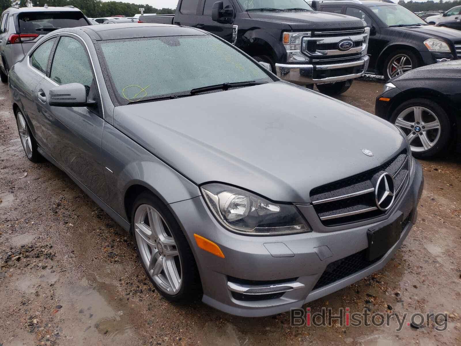 Photo WDDGJ4HB2CF906019 - MERCEDES-BENZ C CLASS 2012