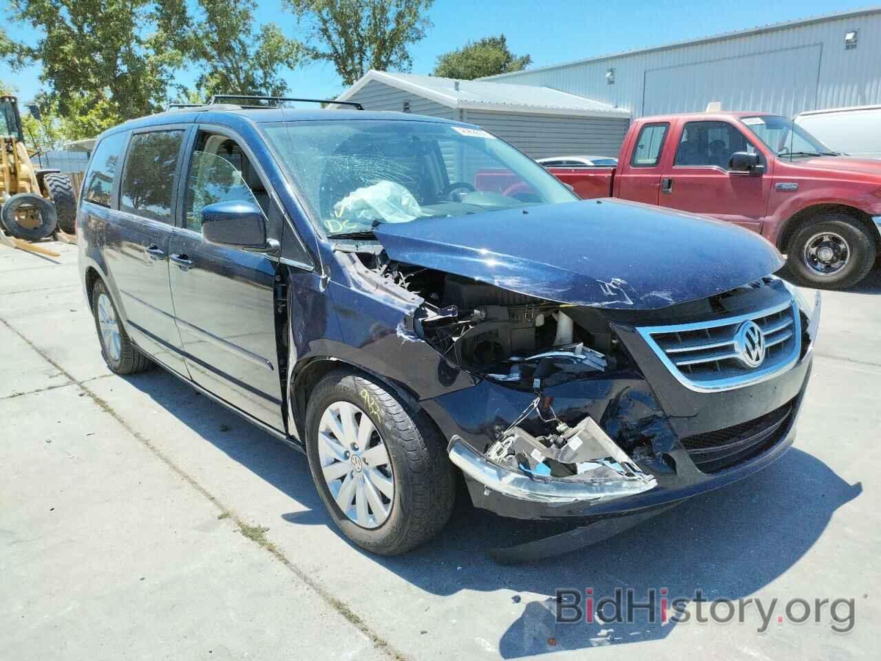 Photo 2C4RVACG8CR392517 - VOLKSWAGEN ROUTAN 2012