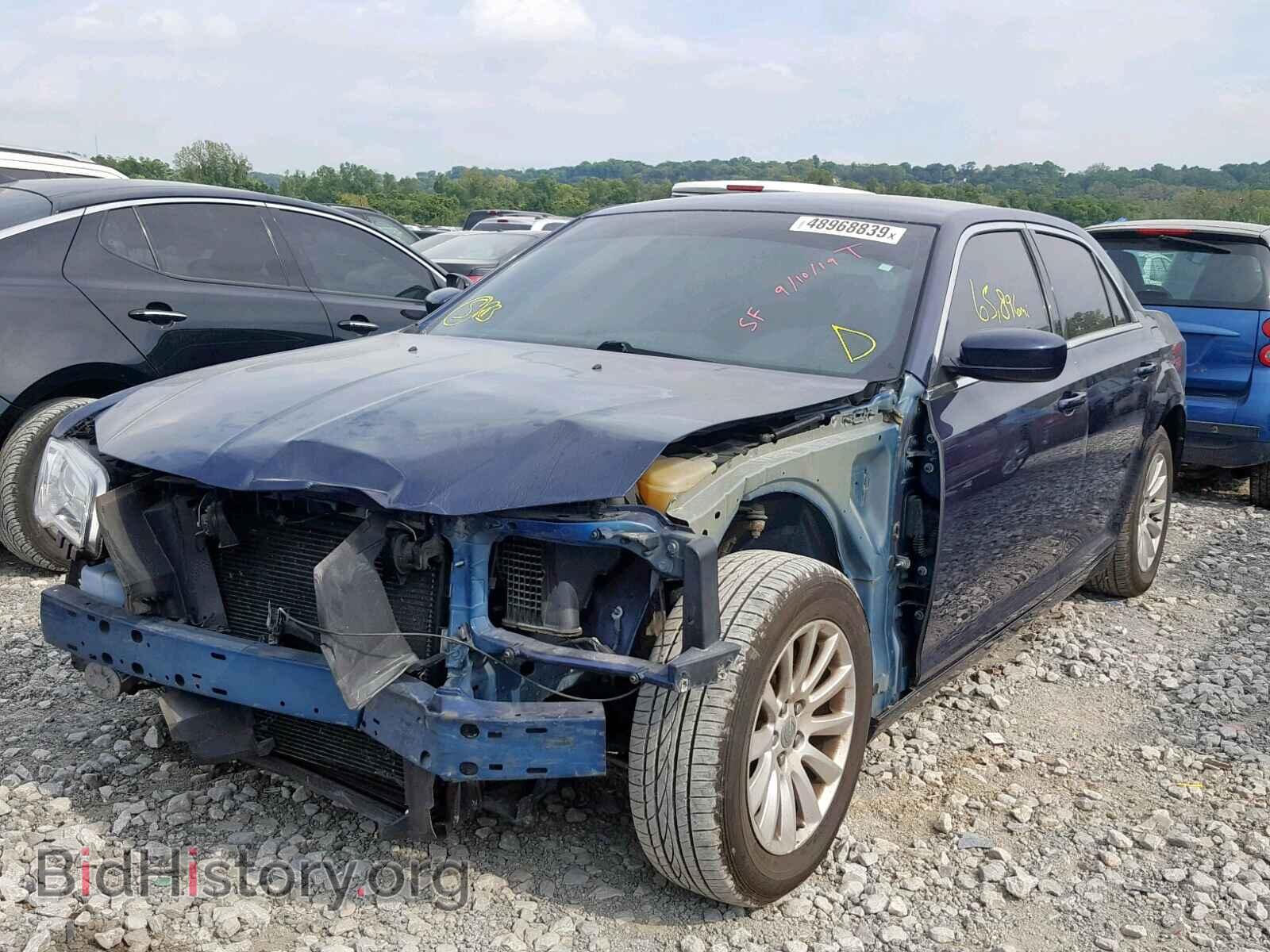 2014 CHRYSLER 300 - VIN: 2C3CCAAG5EH200045 - Фото 2
