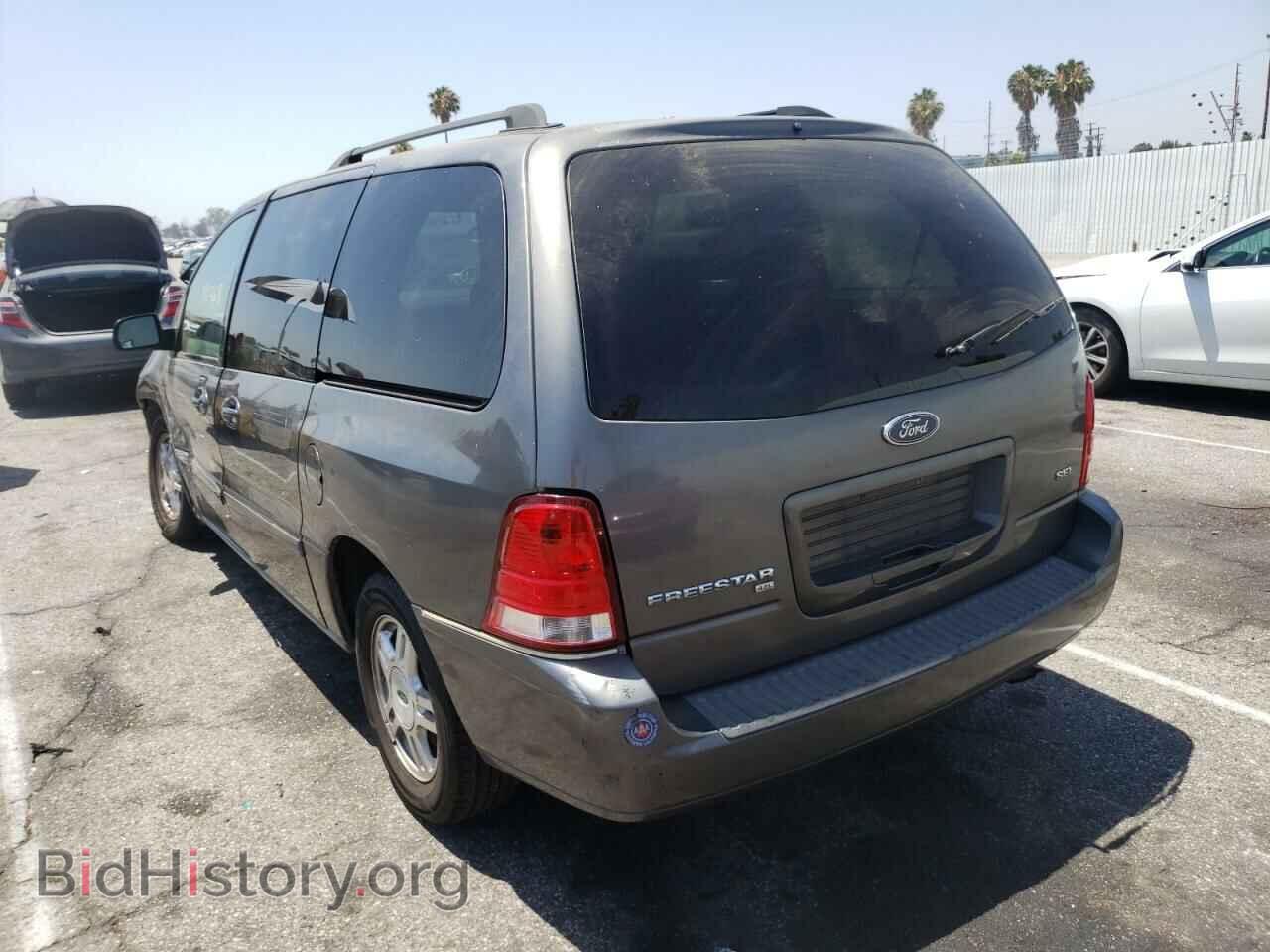2006 FORD FREESTAR - VIN: 2FMDA52266BA27104 - Фото 3