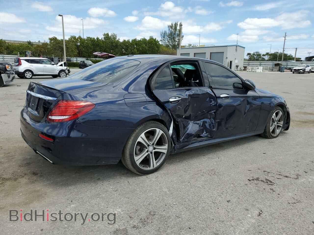 2018 MERCEDES-BENZ E-CLASS - VIN: WDDZF4JBXJA379829 - Фото 3