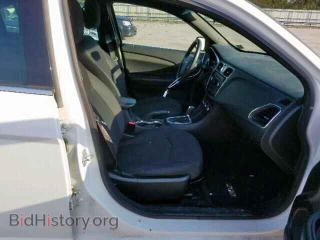 2013 CHRYSLER 200 - VIN: 1C3CCBAB0DN660357 - Photo 5
