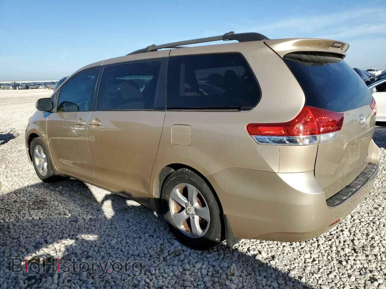 2011 TOYOTA All Models - VIN: 5TDKK3DC1BS163040 - Фото 2
