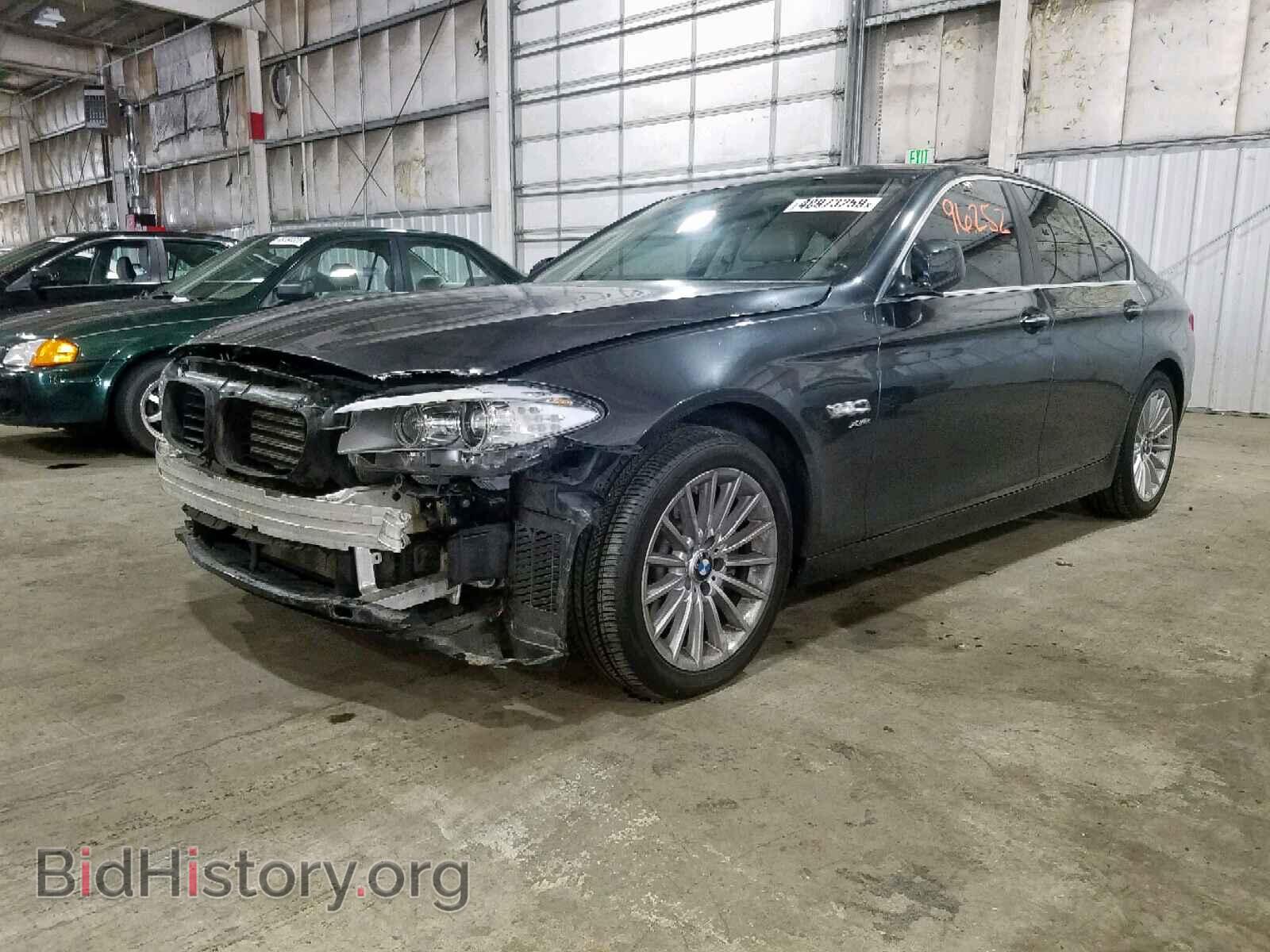 2011 BMW 535 XI - VIN: WBAFU7C50BC876967 - Фото 2