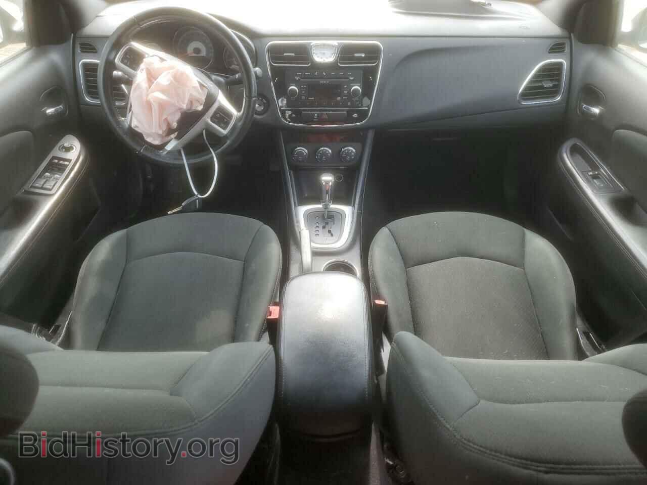 2011 CHRYSLER 200 - VIN: 1C3BC1FB4BN521957 - Photo 8