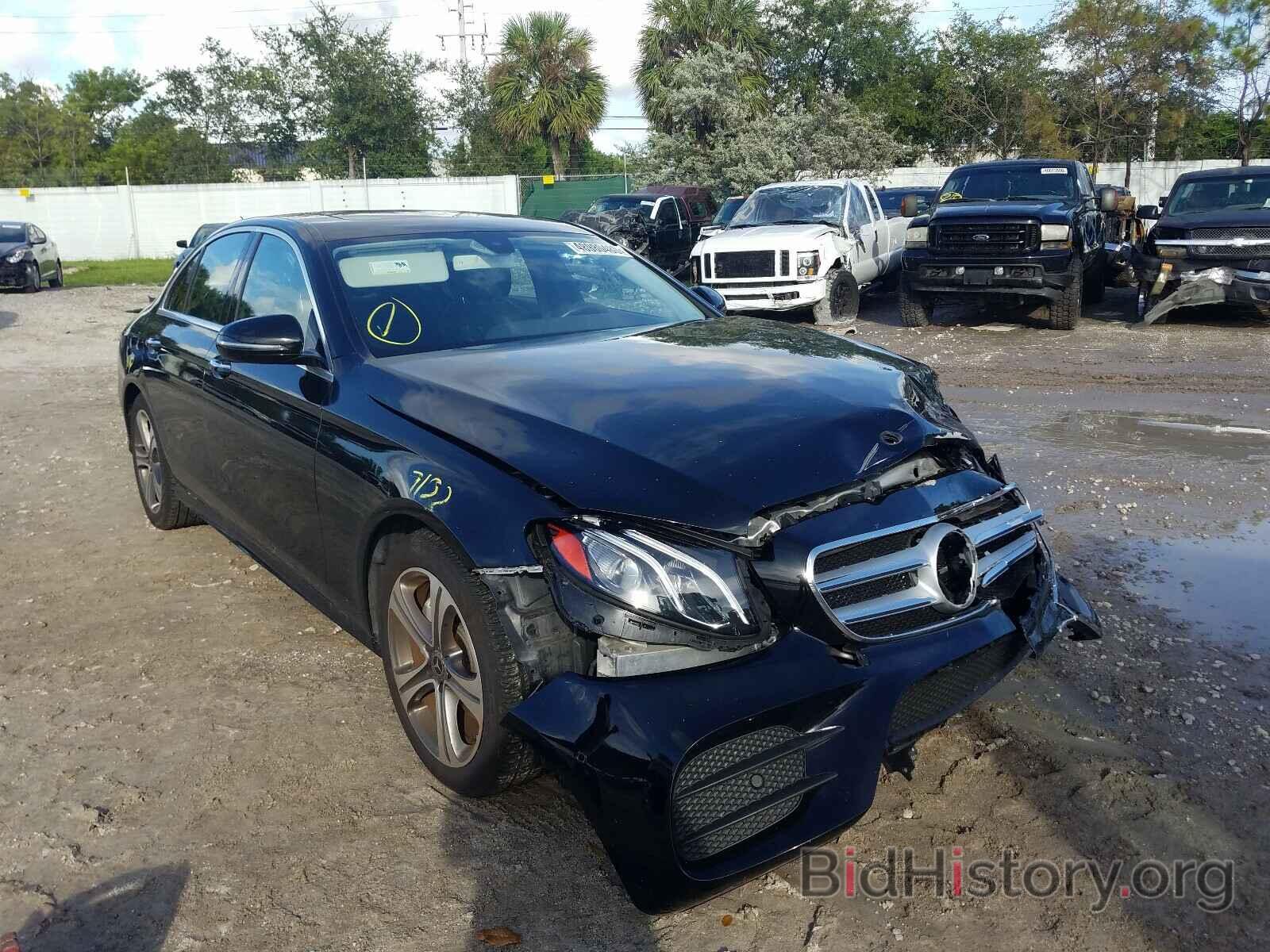 Photo WDDZF4JB1JA350106 - MERCEDES-BENZ E CLASS 2018