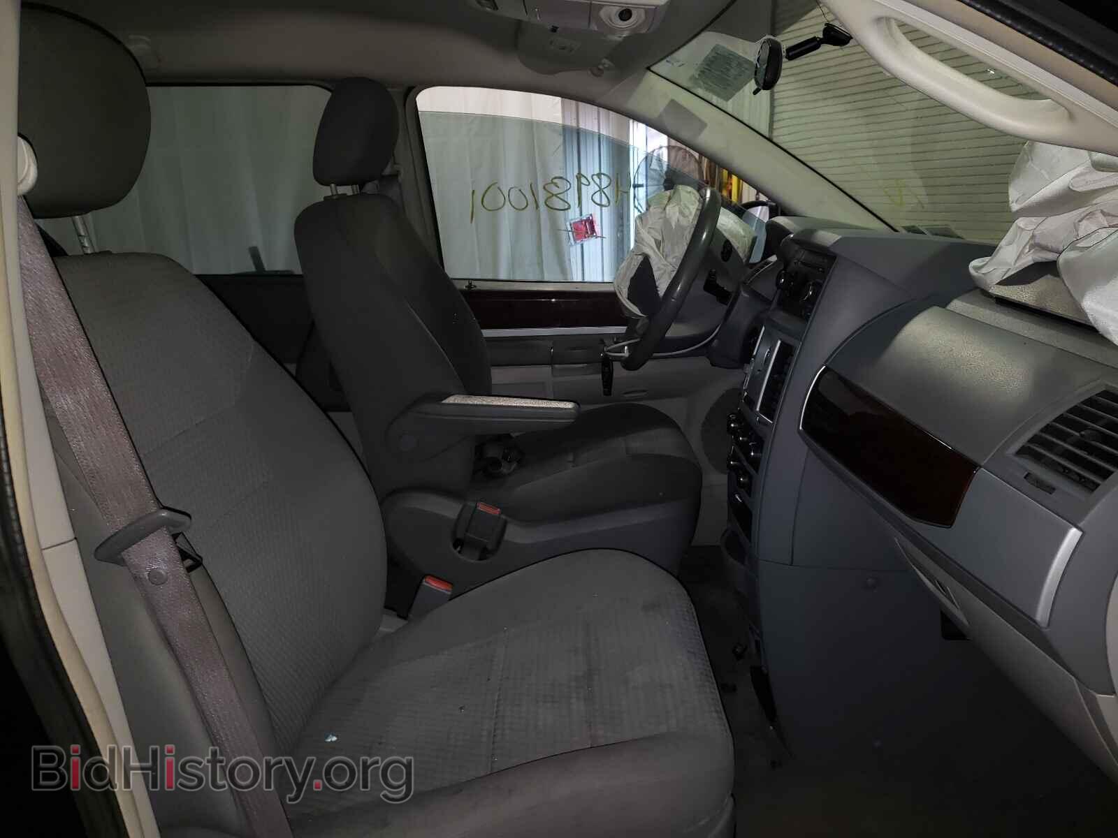 2010 CHRYSLER MINIVAN - VIN: 2A4RR5D11AR214834 - Фото 5