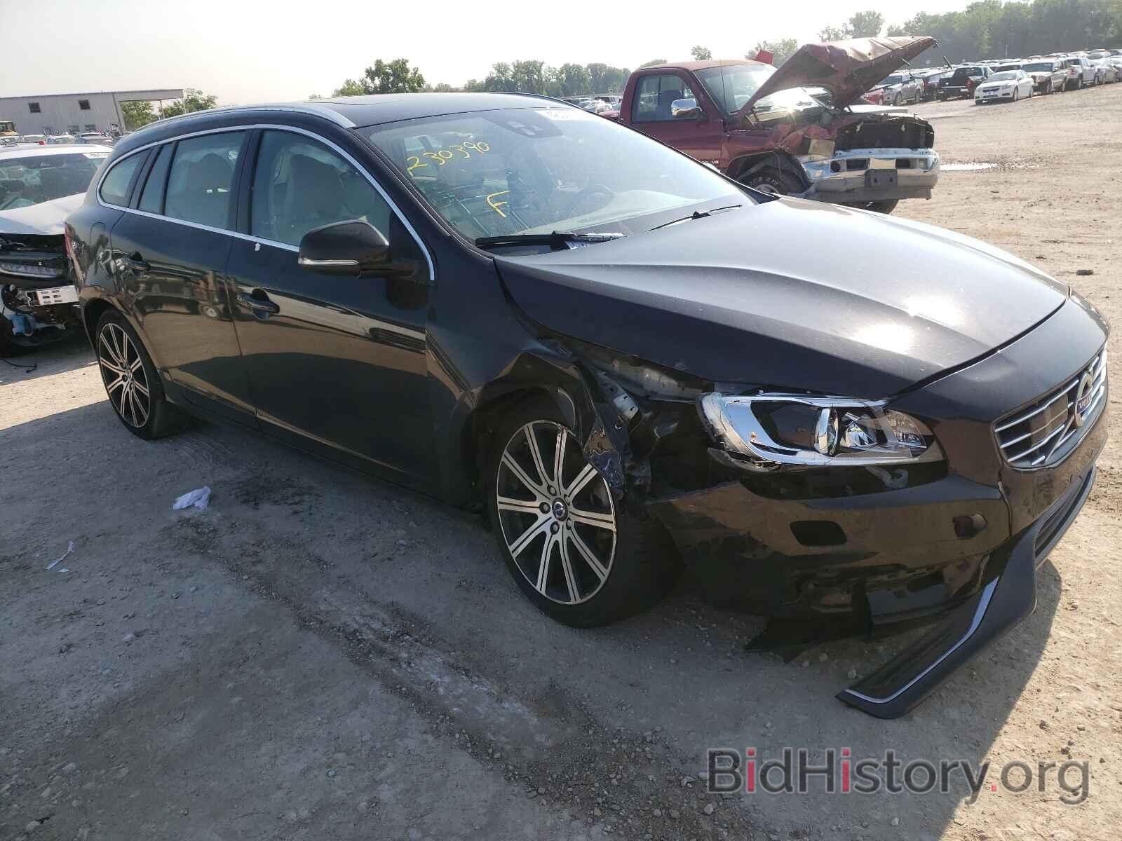 Фотография YV140MEM1F1230390 - VOLVO V60 2015