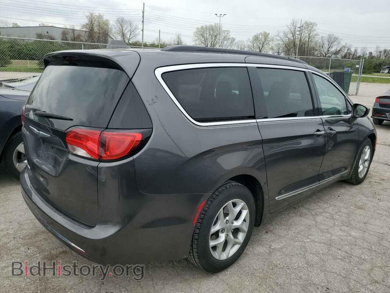 2017 CHRYSLER PACIFICA - VIN: 2C4RC1BG7HR578421 - Фото 3