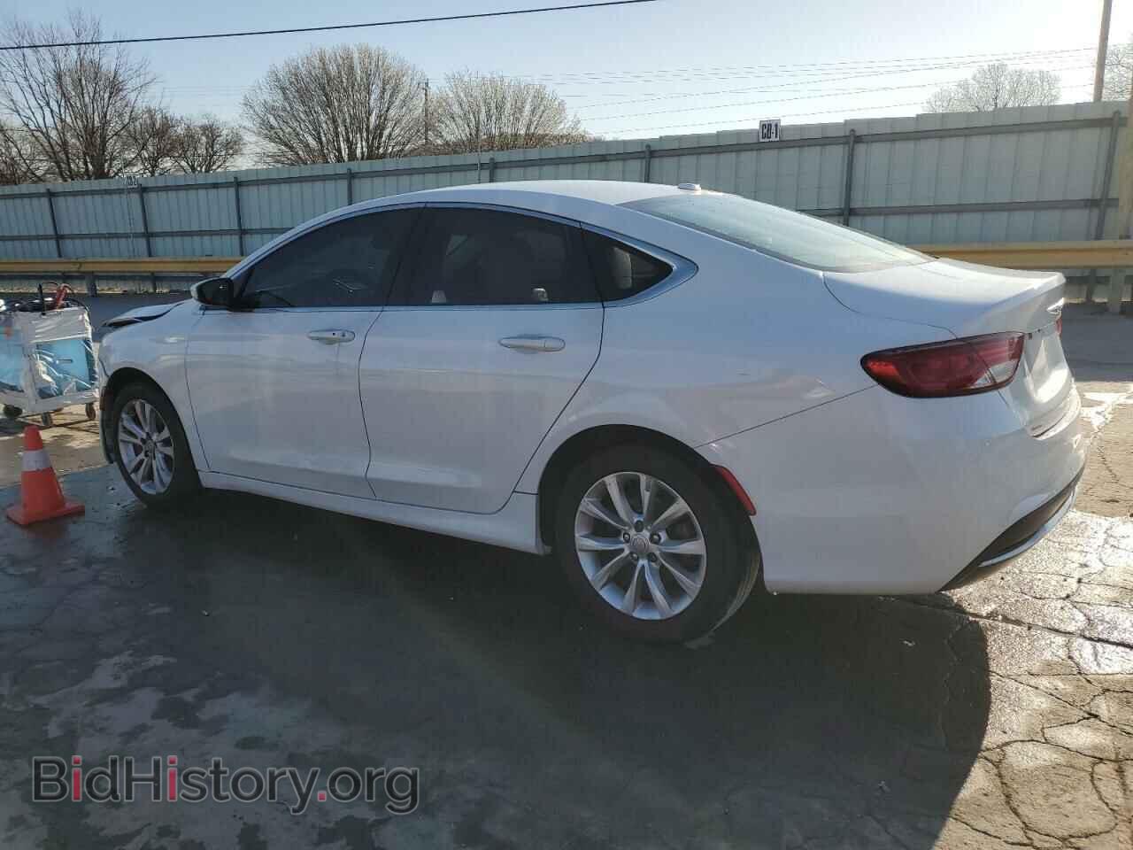 2015 CHRYSLER 200 - VIN: 1C3CCCCB6FN607054 - Photo 2