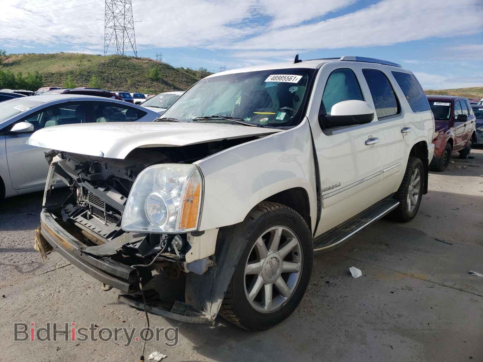 2011 GMC YUKON - VIN: 1GKS2EEFXBR164355 - Фото 2