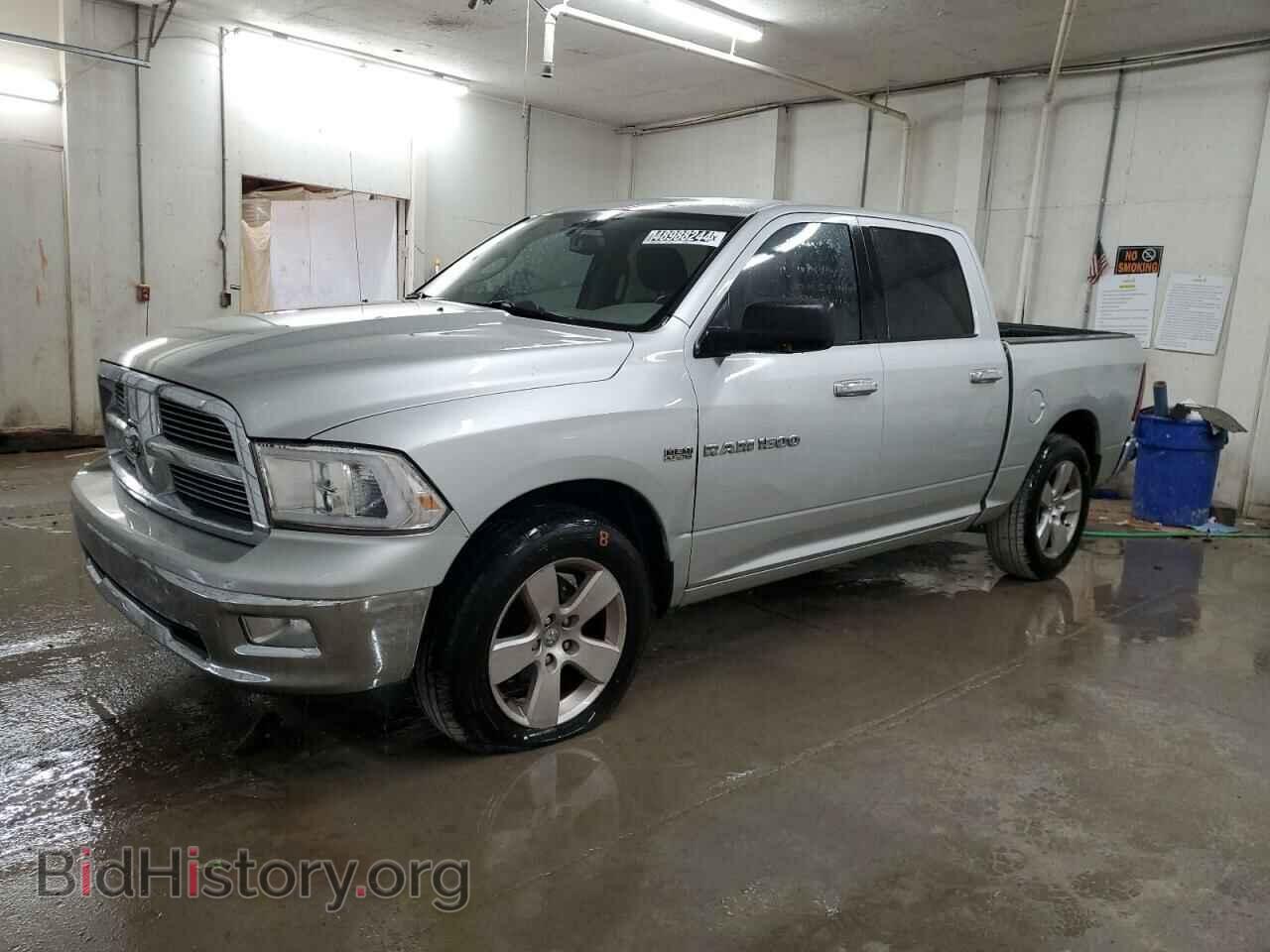 Photo 1D7RB1CT9BS713215 - DODGE All Models 2011