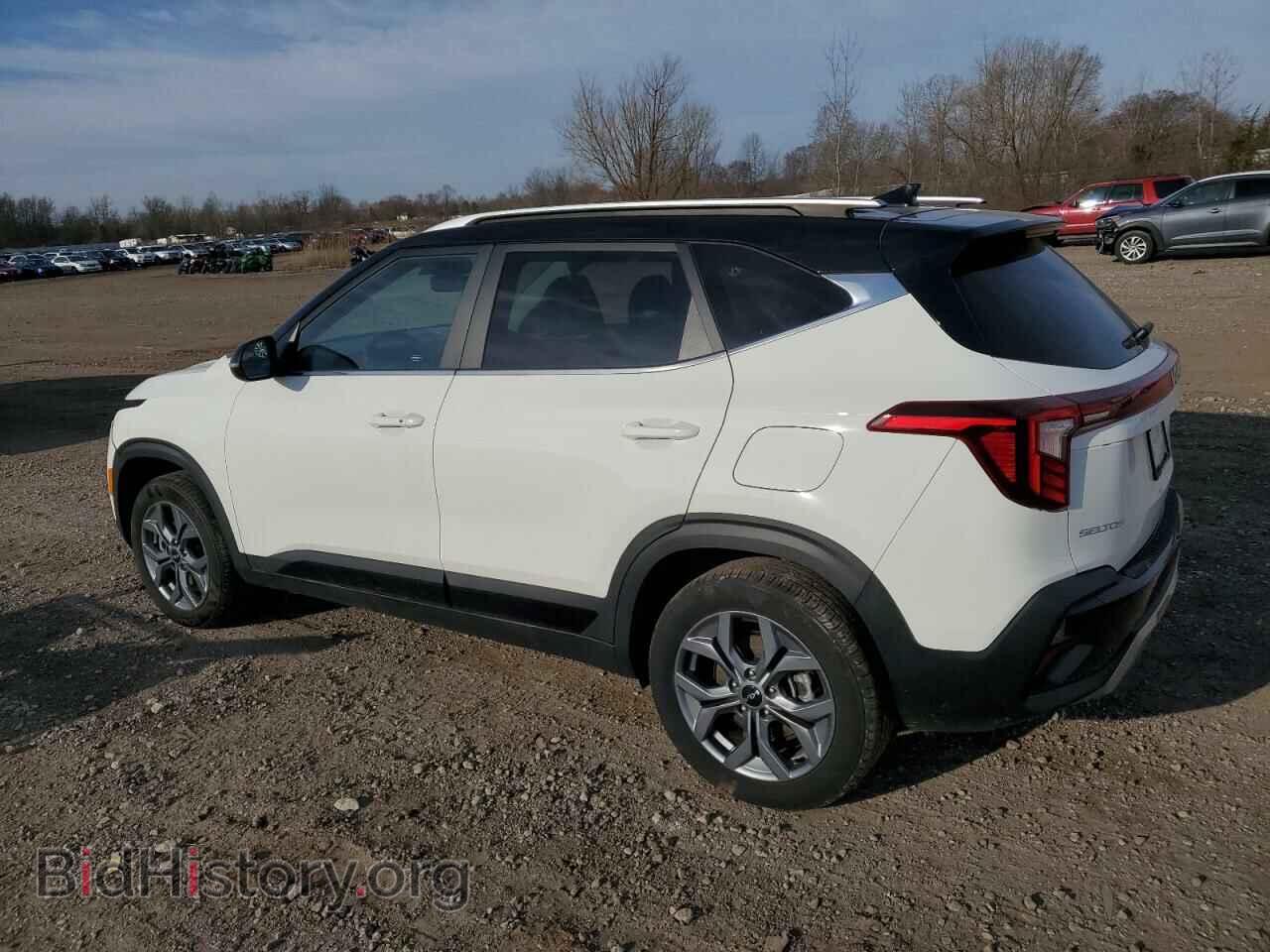 2024 KIA SELTOS - VIN: KNDEUCAA3R7581887 - Фото 2