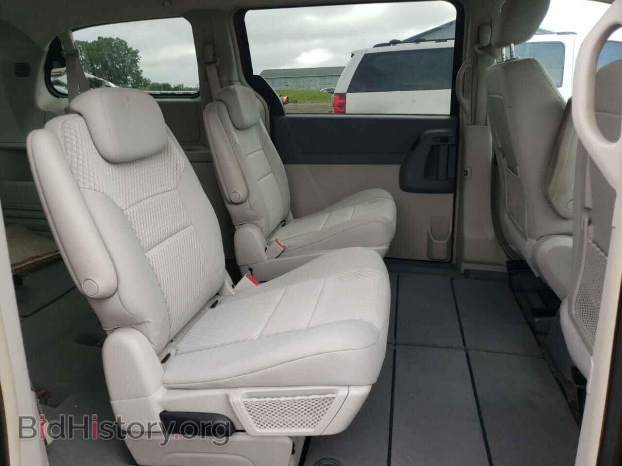 2010 CHRYSLER MINIVAN - VIN: 2A4RR5D14AR110399 - Фото 6