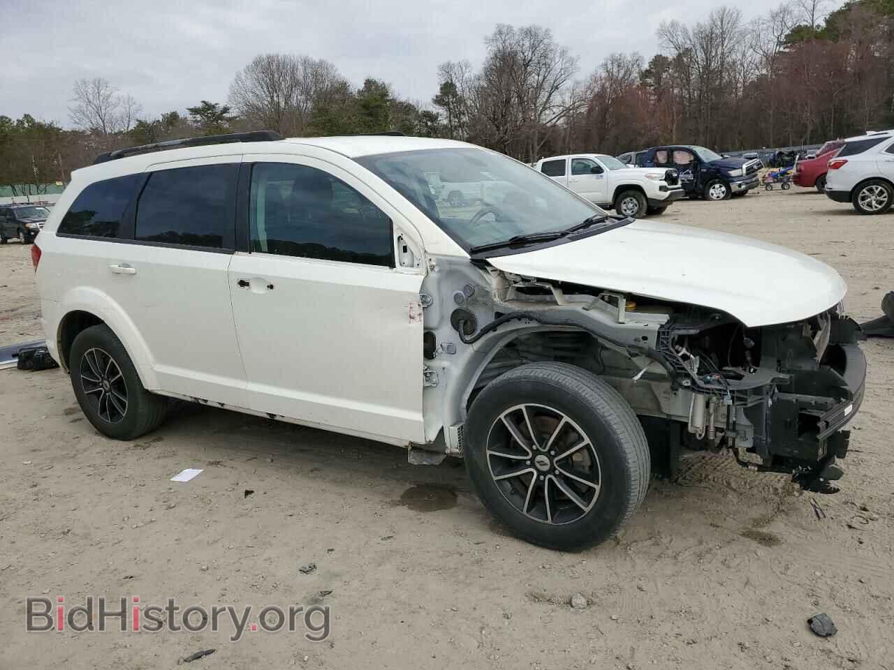2018 DODGE JOURNEY - VIN: 3C4PDCAB2JT498081 - Фото 4