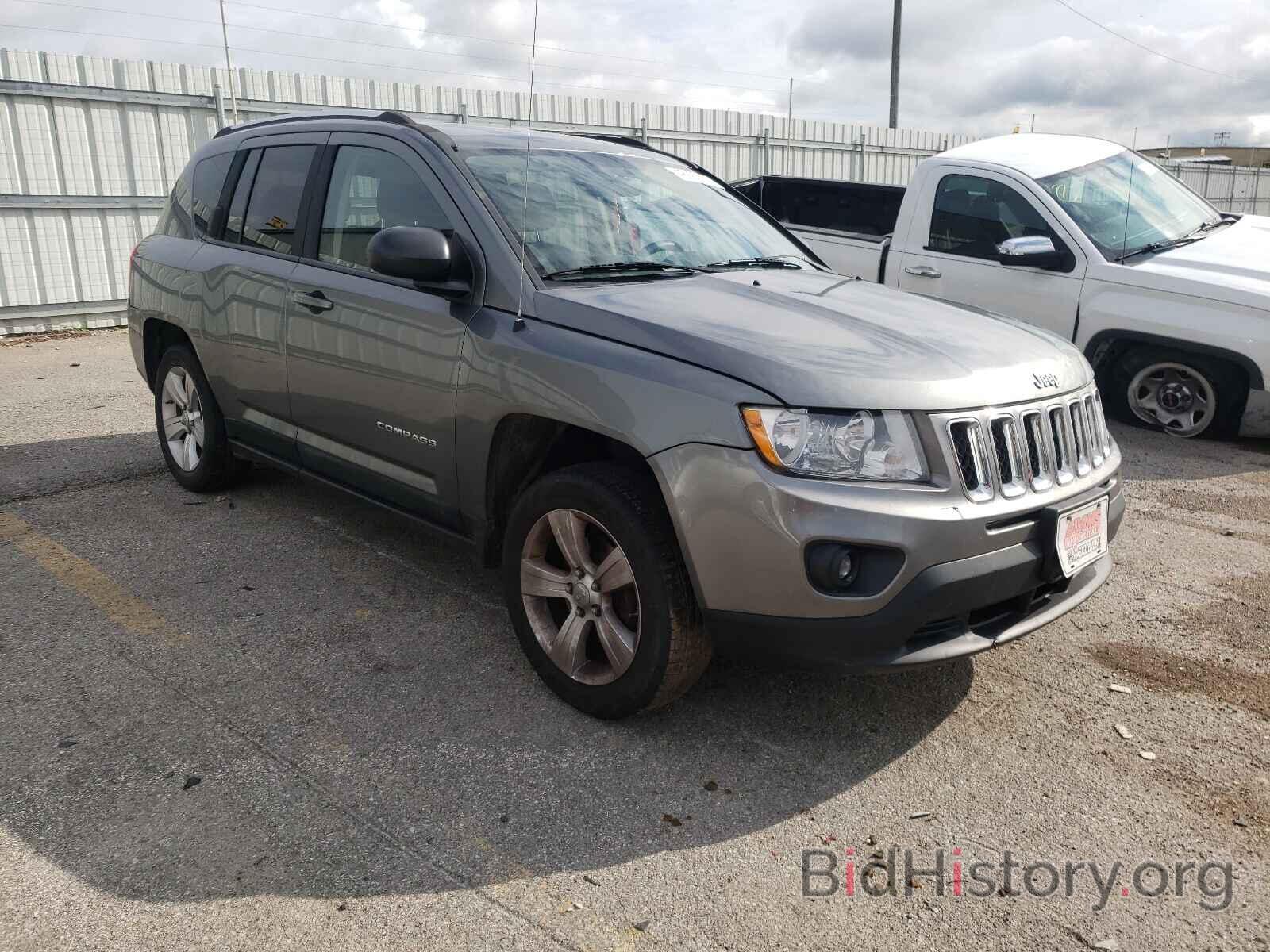 Photo 1C4NJDBBXCD514136 - JEEP COMPASS 2012