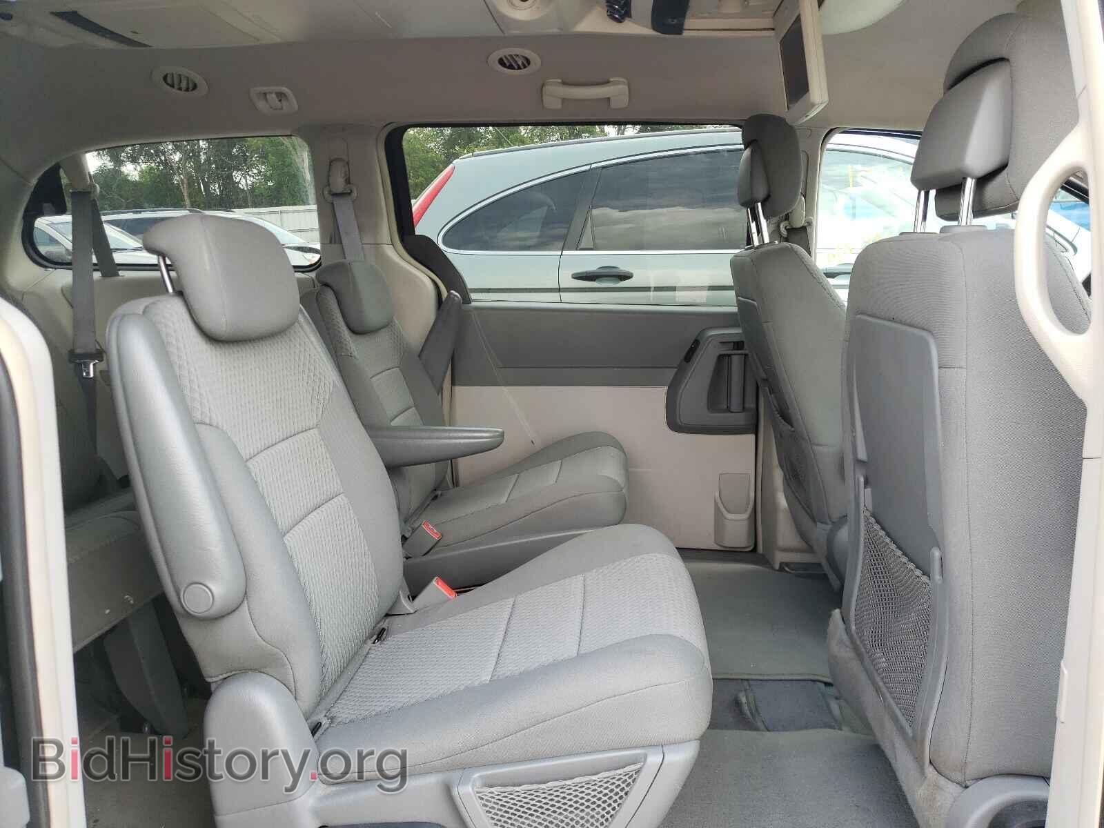 2010 CHRYSLER MINIVAN - VIN: 2A4RR5D11AR302721 - Photo 6