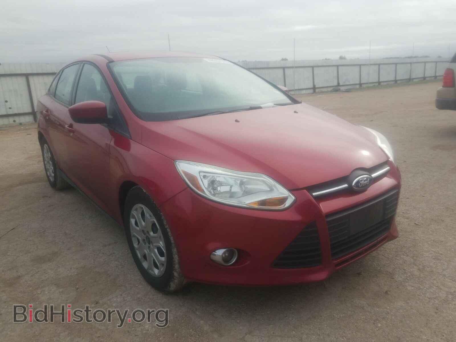 Photo 1FAHP3F28CL241967 - FORD FOCUS 2012