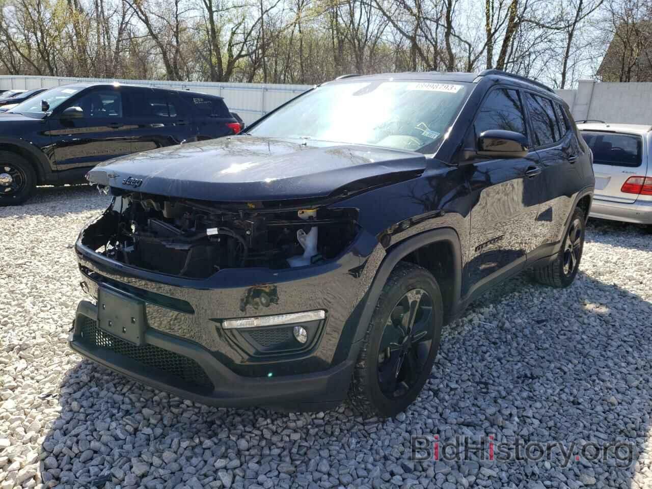 Фотография 3C4NJDBB3JT298945 - JEEP COMPASS 2018