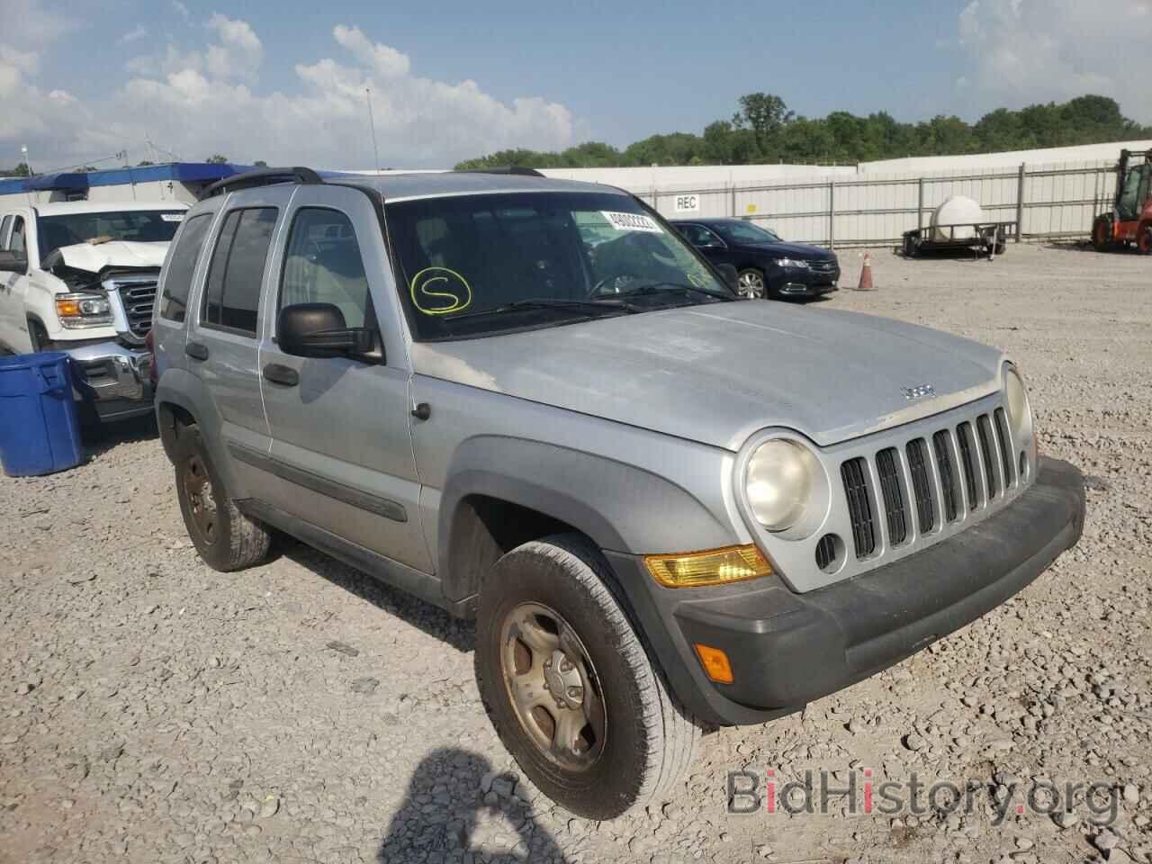 Photo 1J4GK48K67W528181 - JEEP LIBERTY 2007