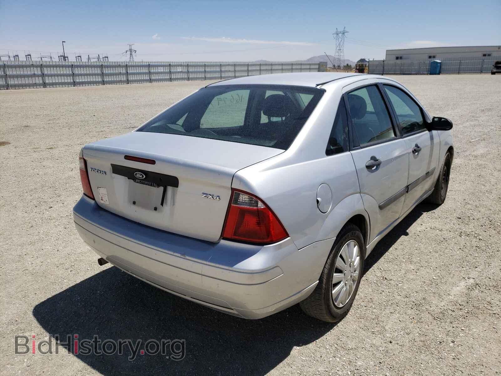 2006 FORD FOCUS - VIN: 1FAFP34N16W190058 - Фото 4