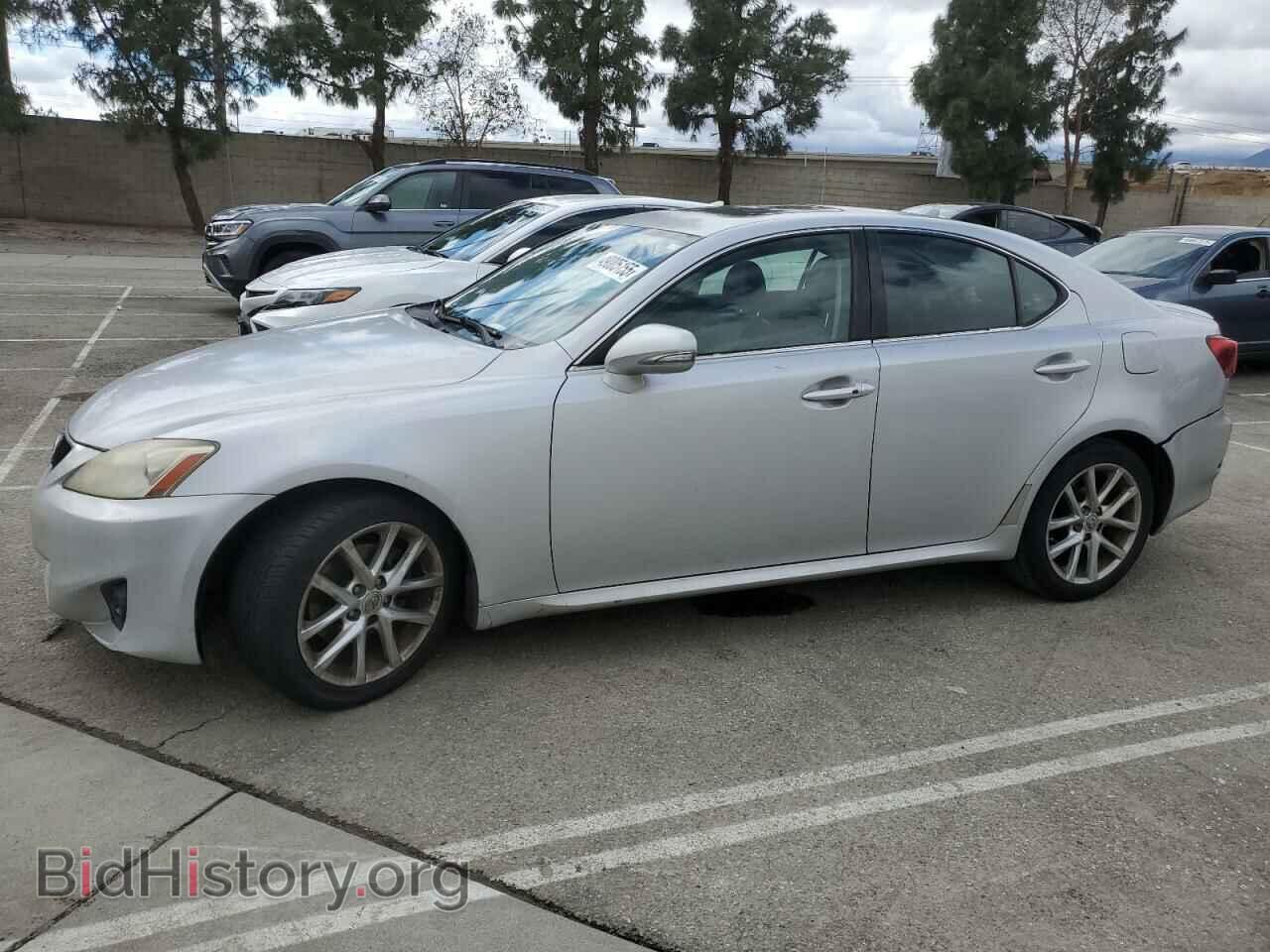 Фотография JTHBF5C26C5170029 - LEXUS IS 2012