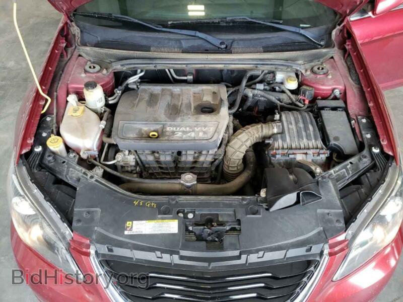 2013 Chrysler 200 (VIN 1C3CCBBB1DN525113) — фото 7 из 10