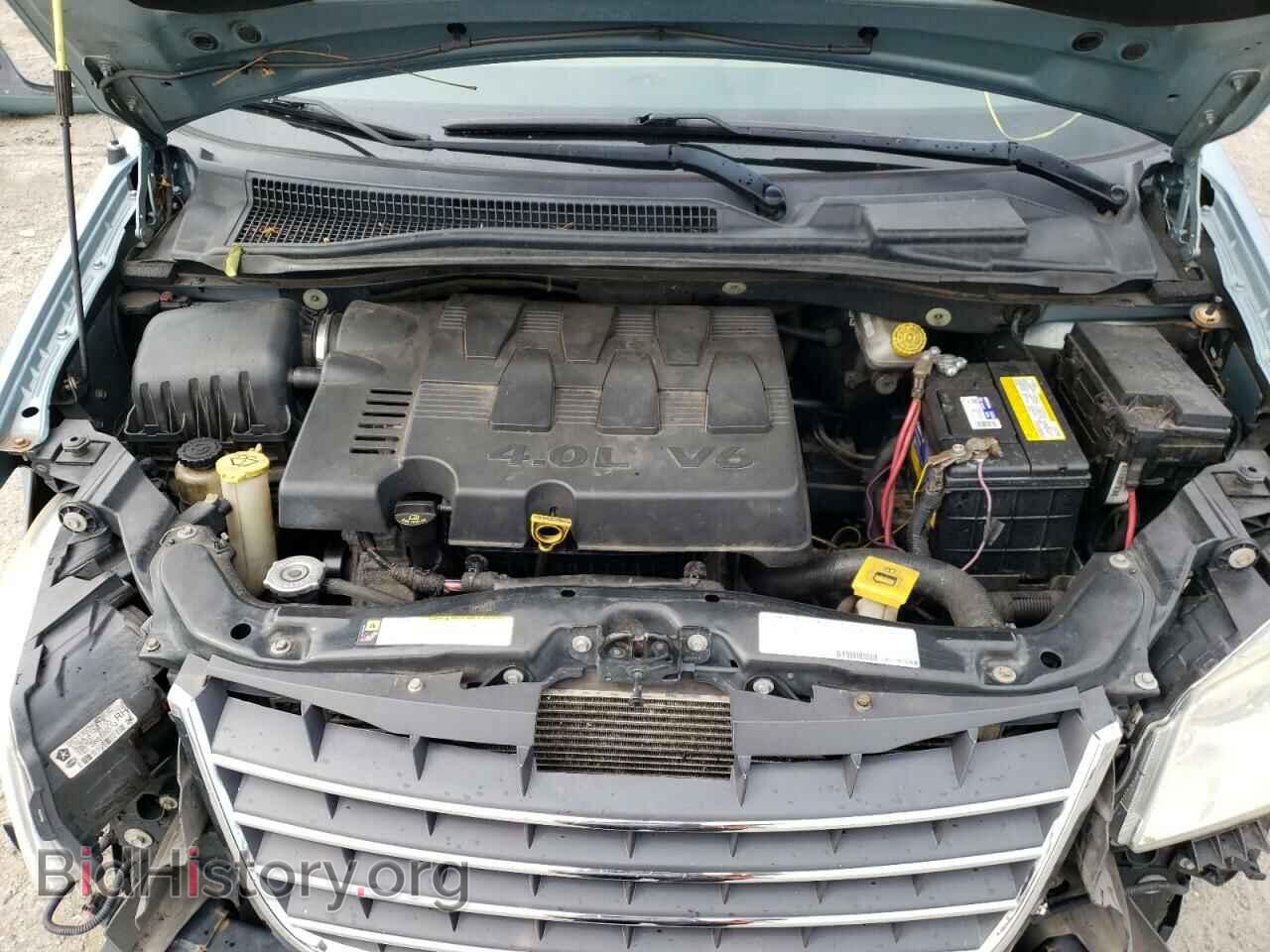 2008 CHRYSLER MINIVAN - VIN: 2A8HR64X28R690931 - Фото 7