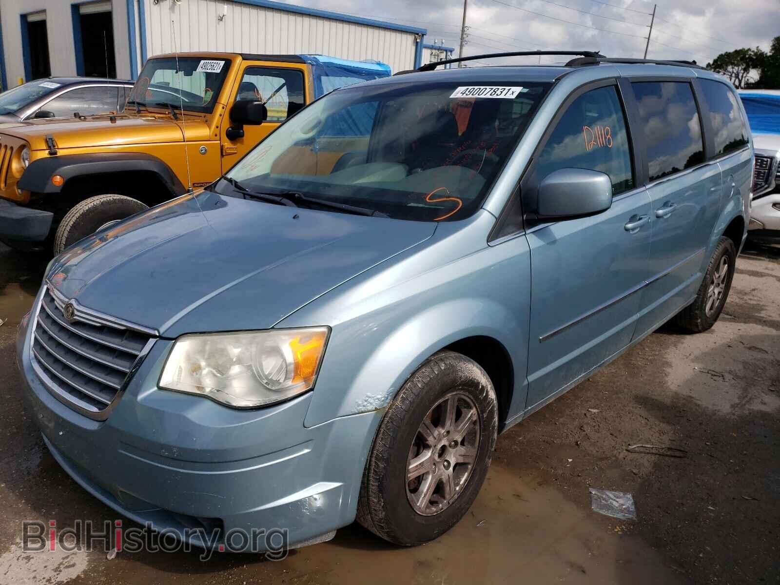 2009 CHRYSLER MINIVAN - VIN: 2A8HR54169R597403 - Фото 2