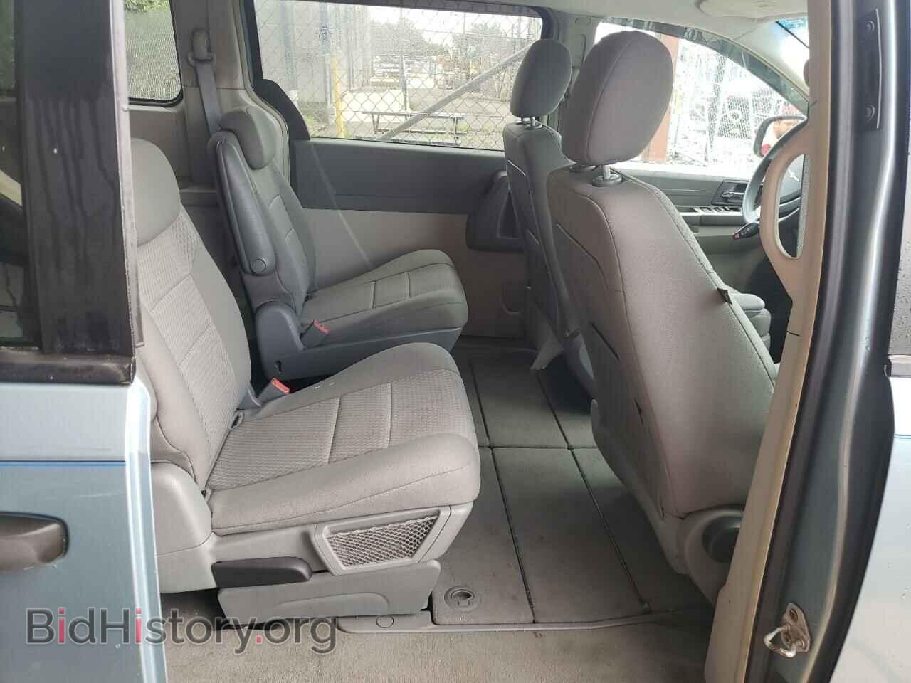 2008 CHRYSLER MINIVAN - VIN: 2A8HR44HX8R143659 - Фото 6