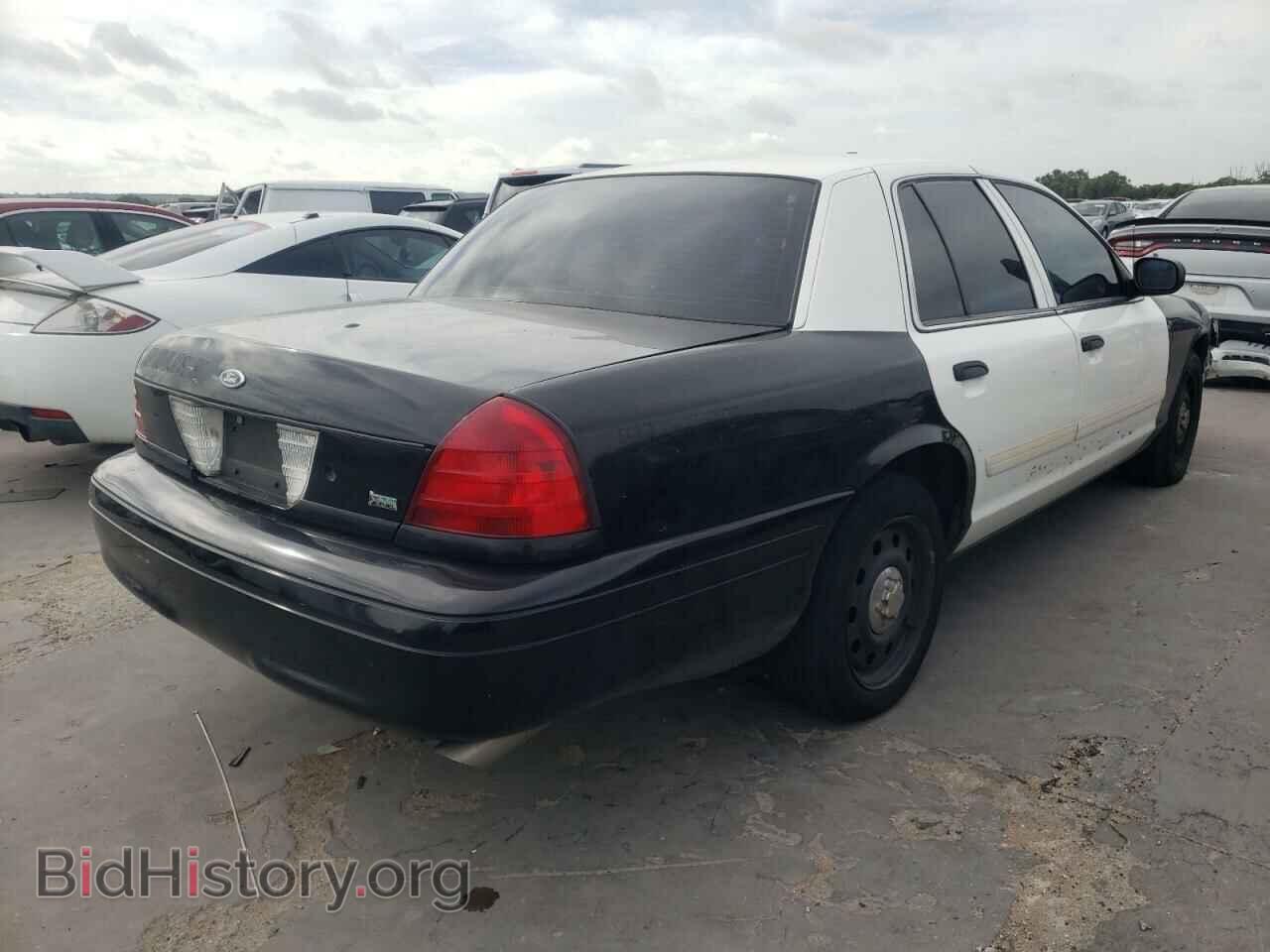 2011 FORD CROWN VIC - VIN: 2FABP7BV0BX103189 - Фото 4