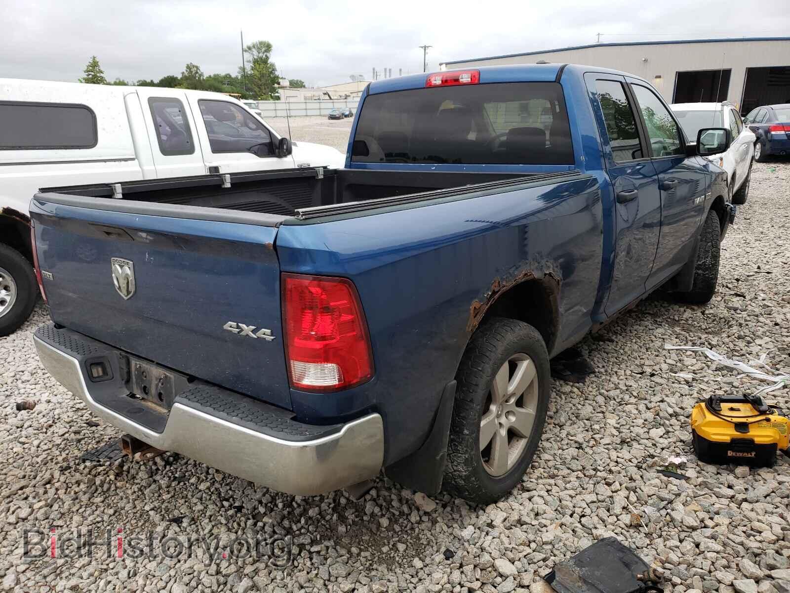 2009 DODGE RAM 1500 - VIN: 1D3HV18TX9S724408 - Фото 4