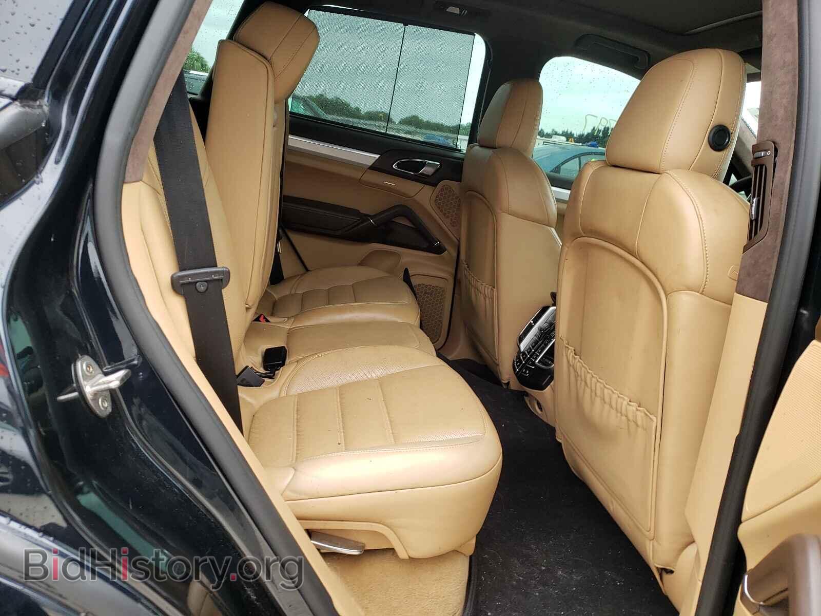 2017 PORSCHE CAYENNE - VIN: WP1AD2A26HLA82121 - Фото 6