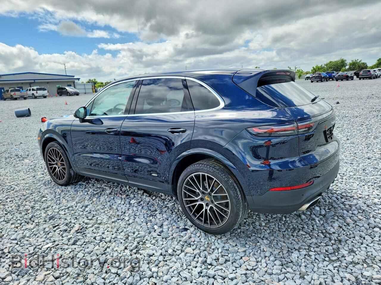 2020 PORSCHE CAYENNE - VIN: WP1AA2AY2LDA01809 - Photo 2