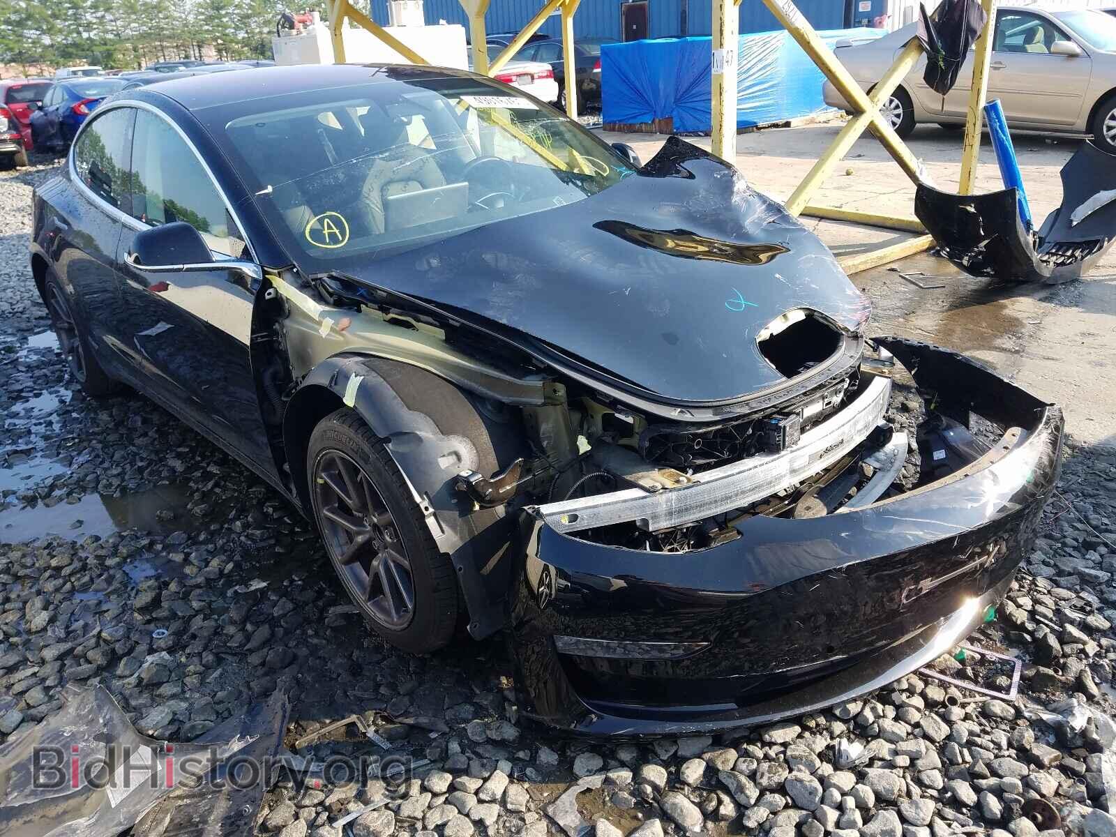 Photo 5YJ3E1EA7KF304744 - TESLA MODEL 3 2019