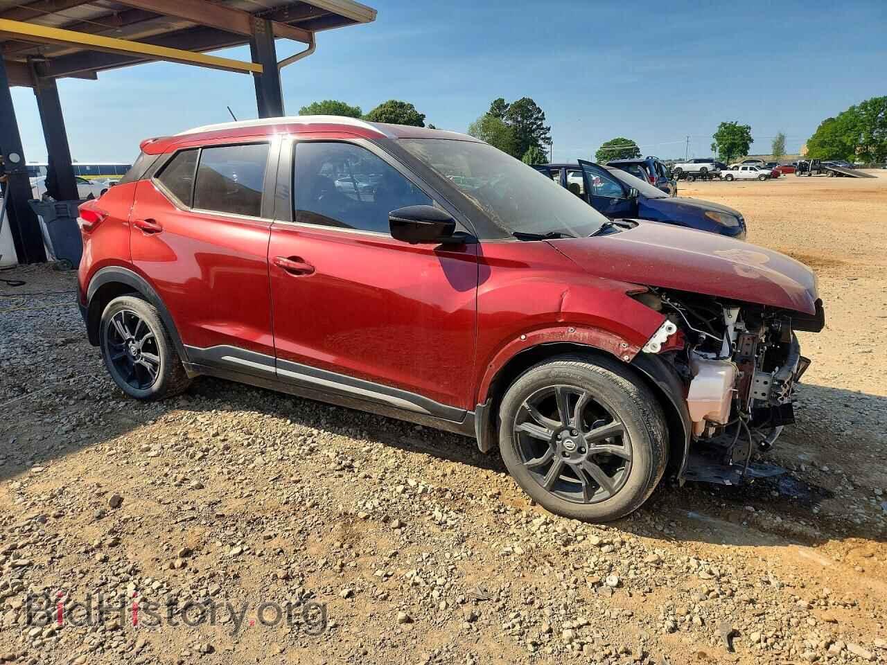 2020 NISSAN KICKS - VIN: 3N1CP5DVXLL568651 - Фото 4