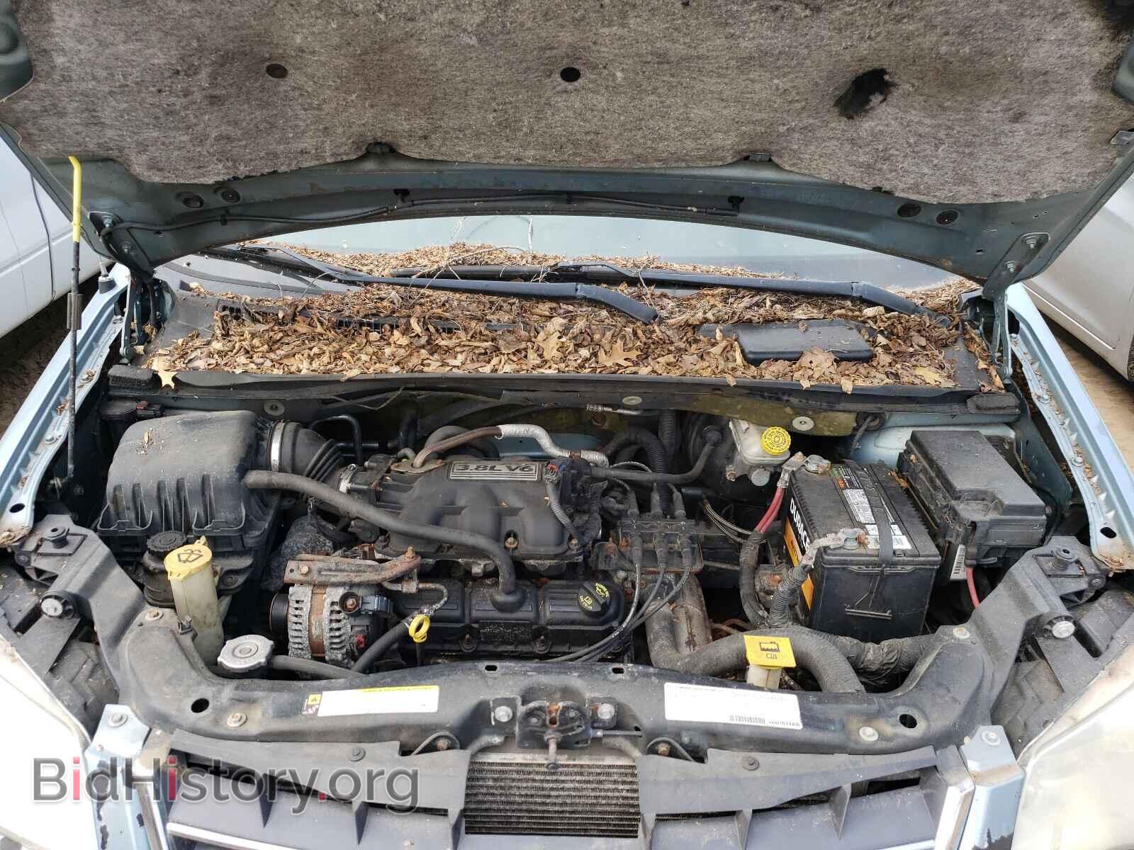2008 CHRYSLER MINIVAN - VIN: 2A8HR54PX8R711583 - Фото 7