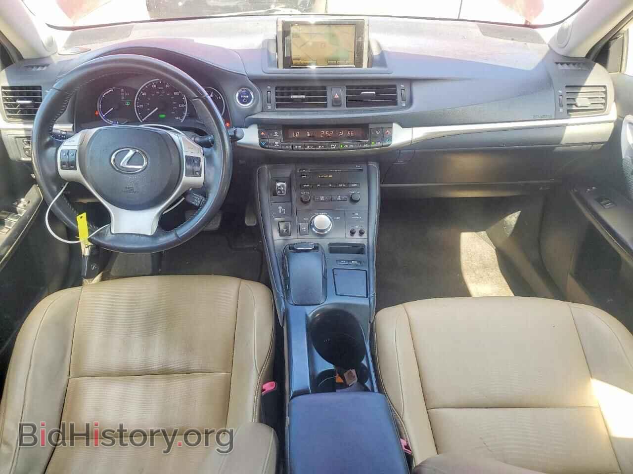 2011 LEXUS CT 200 - VIN: JTHKD5BH4B2007682 - Photo 8