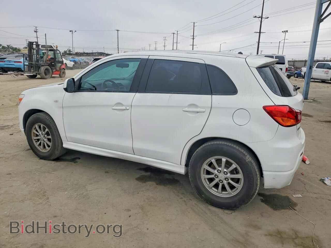 2011 MITSUBISHI OUTLANDER - VIN: JA4AP3AU0BZ003671 - Фото 2