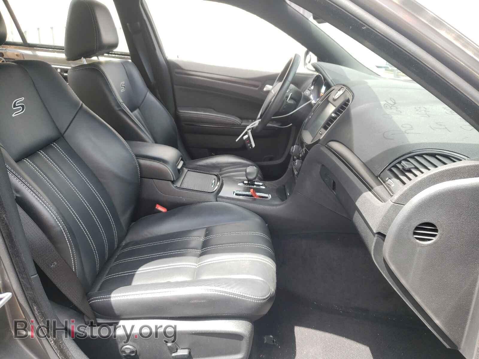 2012 CHRYSLER 300 - VIN: 2C3CCABG3CH157904 - Фото 5