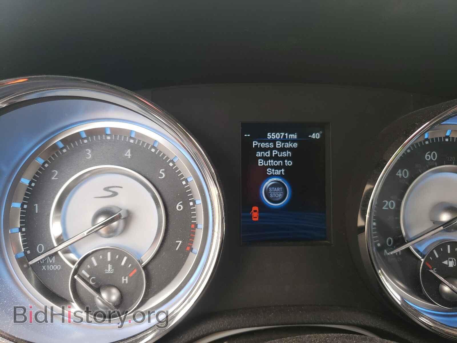 2012 CHRYSLER 300 - VIN: 2C3CCABG3CH157904 - Фото 8